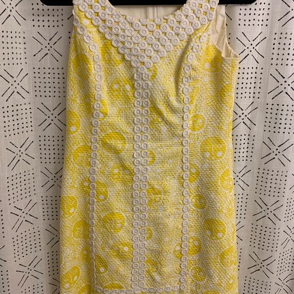 Lilly Pulitzer sundress yellow shirt dress - Picture 1 of 3